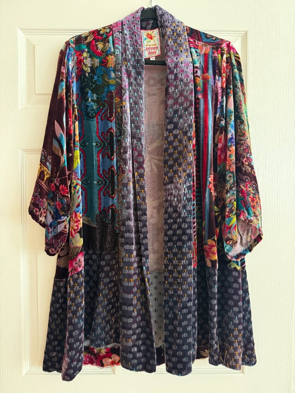 NWOT Johnny Was Dream Velvet Burnout Kimono Jacket